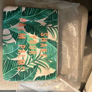 Stella & Dot Zipper Pouch